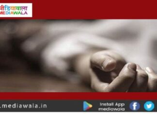 नहाने गए पति-पत्नी की बाथरूम में संदिग्ध मौत: गैस गीजर से दम घुटने की आशंका Businessman Committed Suicide : पैसा न मिलने से परेशान सोना-चांदी व्यापारी ने आत्महत्या की!