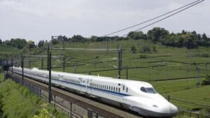 952600 lt bid for mumbai ahmedabad bullet train