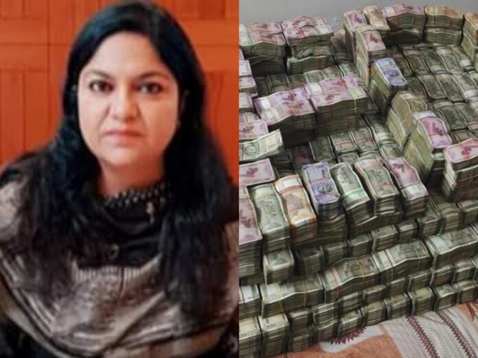 25 Crore Seized : IAS पूजा सिंघल के यहां भी तक 17 करोड़ गिने गए