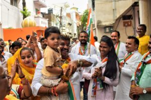 Congress Candidate's Promise : 'मैं महापौर बना तो निगम के सारे मस्टरकर्मी एक महीने में नियमित' 