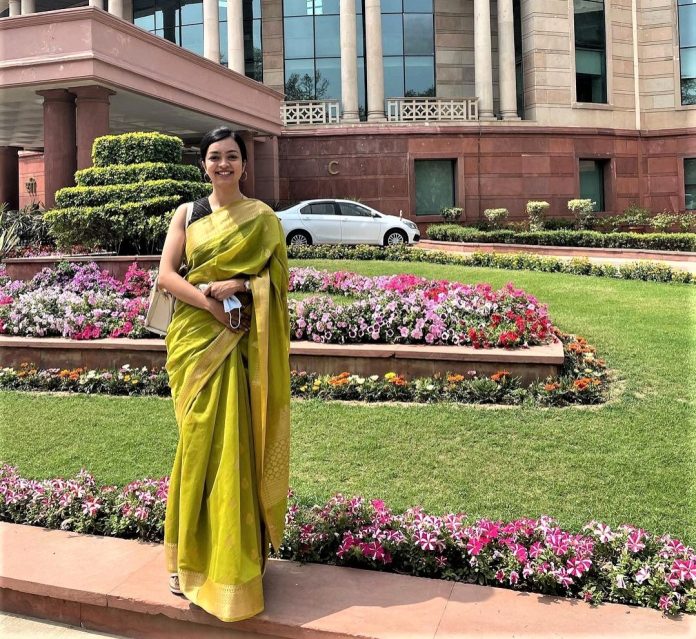 Actress Vidya Balan aced that checkered saree look from the label Anavila!