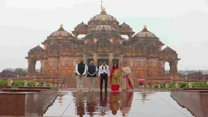 Rishi Sunak Akshardham Temple 1