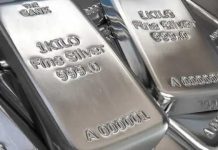 Silver Prices at Peak : बाजार में चांदी चमकी, अभी तक के सारे रिकॉर्ड तोड़े, जानिए कहां तक पहुंचेगा भाव!