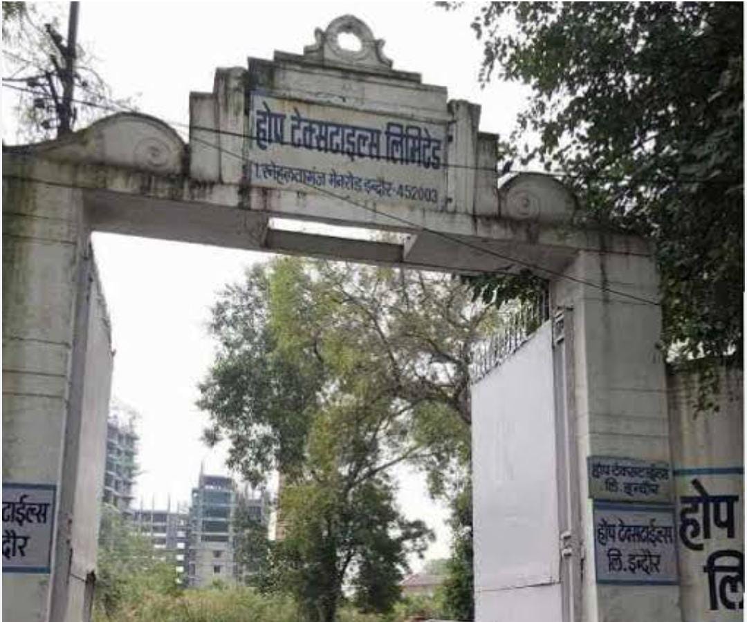 WhatsApp Image 2025-08-21 at 12.58.42 PM