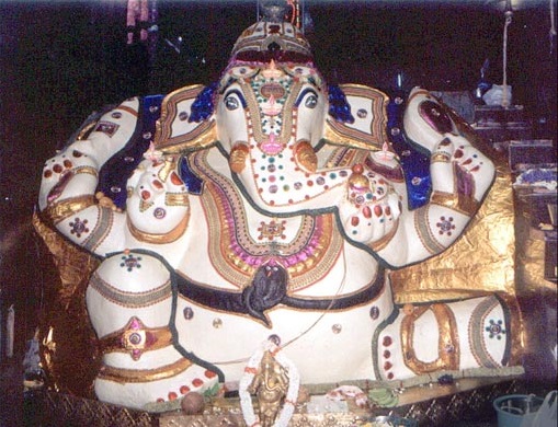 Sasive Kalu and Kadale Kalu Ganesh