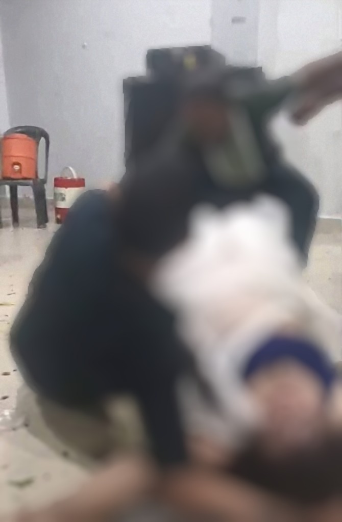 df4ae2f4-f898-4b48-87f6-fc7b196f5a25-670x1024~2