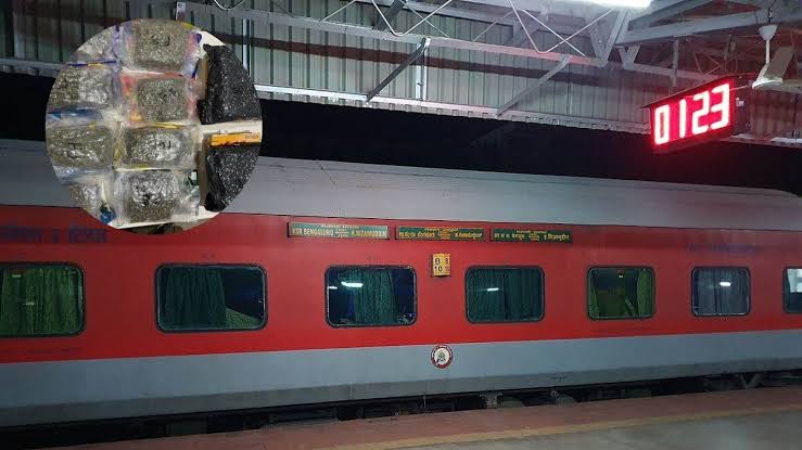 images - 2025-09-04T235001.594