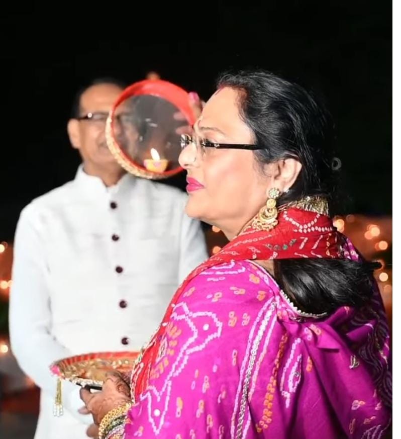 WhatsApp Image 2025 10 10 at 22.48.39