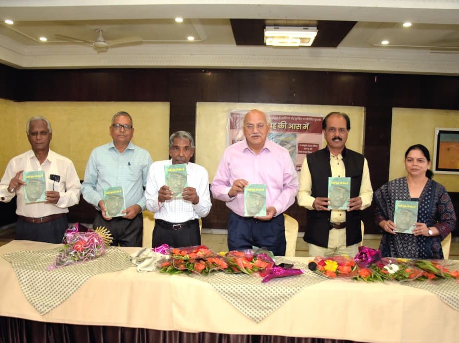 WhatsApp Image 2025-10-12 at 23.04.06