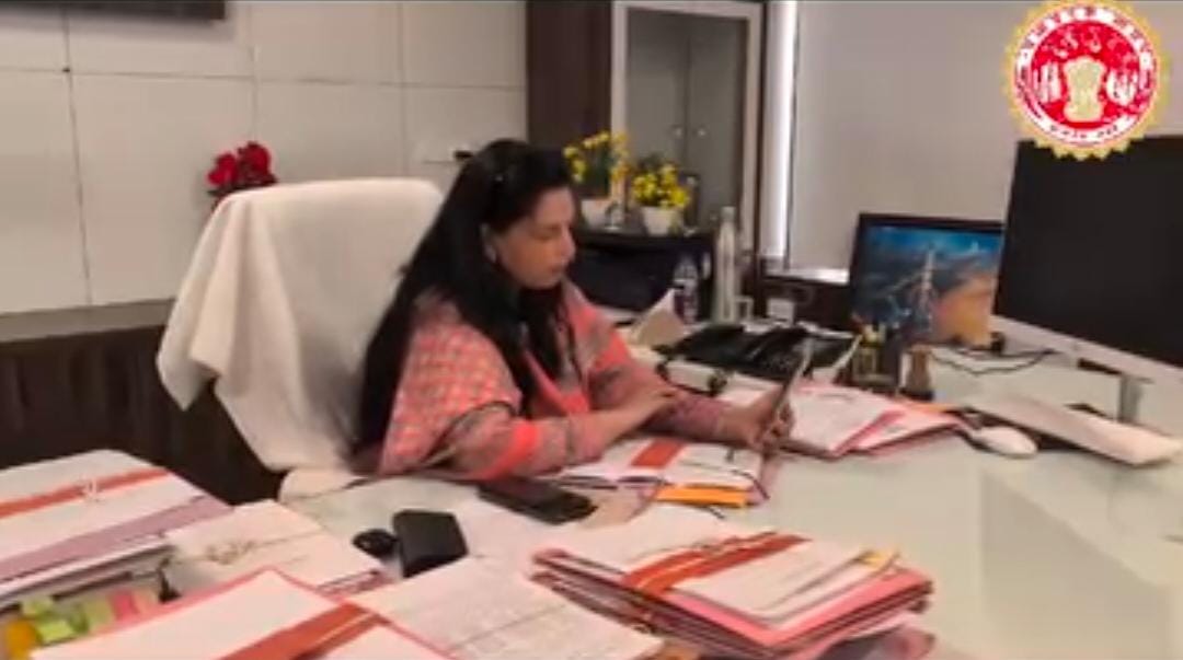 WhatsApp Image 2025-11-17 at 19.37.45