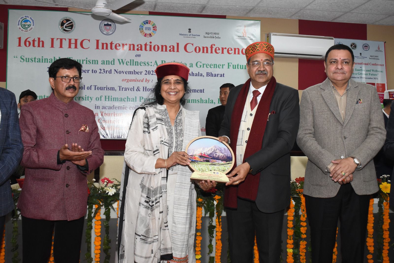 WhatsApp Image 2025-11-25 at 19.03.52