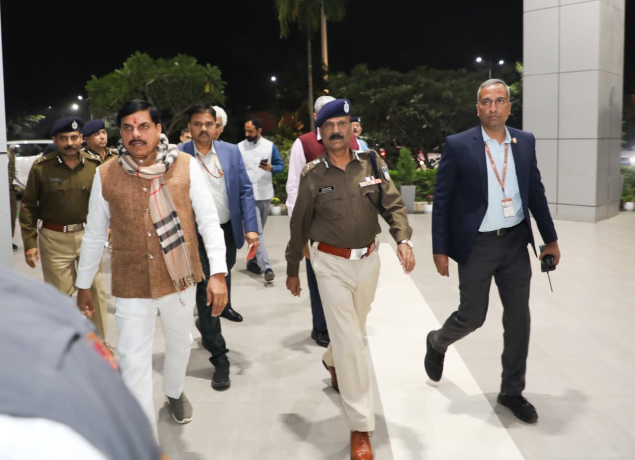 WhatsApp Image 2025 11 25 at 22.06.27 WhatsApp Image 2025 11 25 at 22.06.27