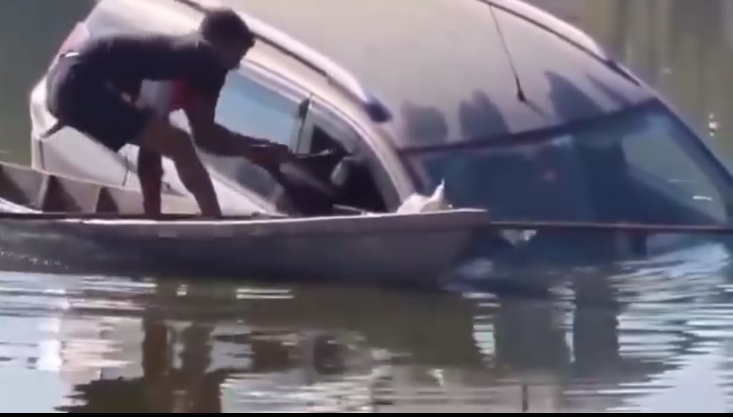 WhatsApp Image 2025-11-30 at 15.57.45