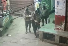 Armed Robbery in Nuh:हरिओम ज्वेलर्स की दुकान में सेंध, एक करोड़ रुपये के जेवरात ले उड़े चोर, CCTV में हुए कैद