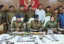 खरगोन में अंतर्राज्यीय ठग गिरोह का भंडाफोड़, नकली सोना देकर 20 लाख की धोखाधड़ी करने वाले गिरफ्तार