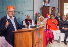 Mahesh Shrivastava’s Birthday Celebration: पूस की सर्द सुबह और गुरु के प्रेम की ऊष्मा में सुकून पाते सैकड़ों शिष्य