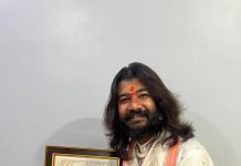 India Pride Award रतलाम के कुलदीप त्रिवेदी को सीएम डॉ यादव ने मूर्ति कला क्षेत्र में भारत गौरव सम्मान से किया सम्मानित!