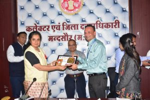 WhatsApp Image 2025 12 01 at 18.19.08