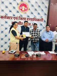 WhatsApp Image 2025 12 01 at 18.19.29