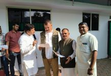 जिले के मल्हारगढ़ क्षेत्र की समस्याओं के समाधान को लेकर नेताप्रतिपक्ष श्री सिंगार से भोपाल में प्रतिनिधि मंडल की भेंट