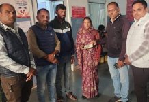 Steps In To Help Injured : घायल बिजली कर्मचारी की मदद के लिए आगे आया समरसता सेवा संस्थान, जुटाए 52 हजार रुपए!