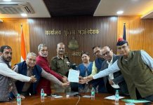 संतोष वर्मा पर FIR हो, गिरफ्तारी हो अन्यथा बड़ा आंदोलन, सपाक्स पार्टी ने DGP को ज्ञापन सौंपा