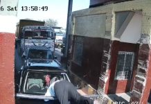 Accident Video: बेकाबू डंपर ने कार को मारी टक्कर, तो दूसरी कार से जा भिड़ी: फिर टोलकर्मी को 10 फीट दूर उछाला