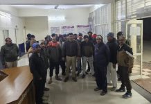 Police Checking Drive : बेवजह घूमने वाले 97 लोगों को थाने लाकर चेक करते हुए समझाइश देकर छोड़ा!