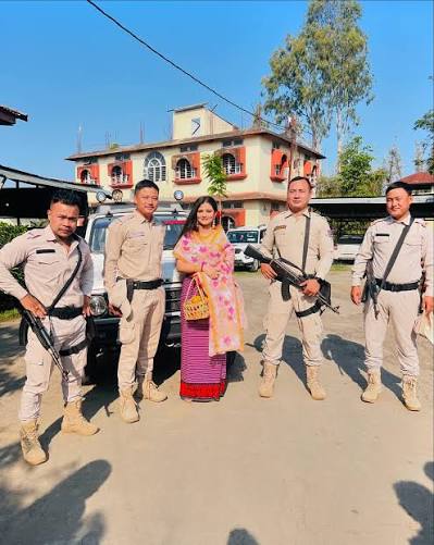 Kissa-A-IAS: Divya Tanwar: 21 की उम्र में IPS, 22 में IAS अधिकारी 