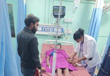 सड़क दुर्घटना में घायल बालक को काफिला रुकवाकर उप मुख्यमंत्री श्री शुक्ल ने तत्काल उपलब्ध कराई चिकित्सकीय सहायता