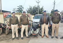 नए साल के शुरू में जिले में पुलिस की कार्यवाही – 2 अलग अलग मामले में 3 आरोपियों से अवैध शराब और चोरी किए वाहन जप्त किए
