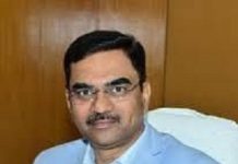 संकल्प से समाधान अभियान की निगरानी के लिए संभागायुक्त डॉ. खाड़े ने संभागीय अधिकारियों को किया नियुक्त