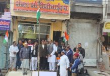 टू-व्हीलर, ऑटो गैरेज एसोसिएशन ने गणतंत्र दिवस पर किया ध्वजारोहण!