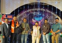 Gulab Chakkar Resonates with Patriotic Songs : गुलाब चक्कर गूंजा देशभक्ति के गीतों से, सिंगरों की कर्ण प्रिय आवाज ने माहौल को बनाया खुशनुमा!