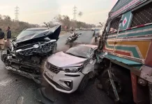 इंदौर के भेरूघाट पर भीषण हादसा ,इंदौर-इच्छापुर नेशनल हाईवे पर कंटेनर ने दो कारों को रौंदा!