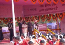 अबूझमाड़ का गौरव: मल्लखंब के नन्हे वीरों ने राष्ट्रपति श्रीमती मुर्मु के समक्ष दिखाई अद्भुत कला,राष्ट्रपति ने की प्रशंसा