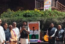 मंदसौर में पुलवामा शहीदों को भावभीनी श्रद्धांजलि, मशाल प्रज्वलित कर अमर जवान स्तंभ पर पुष्पांजलि अर्पित की…..