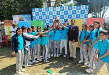 Annual Sports Meet : पोदार इंटरनेशनल स्कूल की वार्षिक खेलकूद प्रतियोगिता में एक्वा सदन ने बेस्ट हाउस की ट्रॉफी जीती!