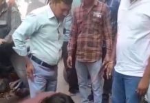 सड़क पर युवक को आया साइलेंट अटैक, अभिषेक कुशवाहा ने CPR देकर बचाई जान,तत्परता और समझदारी की हो रही सराहना