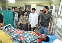 डबरा में नवनिर्मित नवग्रह शक्तिपीठ की कलश यात्रा के पूर्व कलश वितरण में भगदड़ मच जाने से एक महिला की मौत,7 घायल