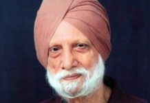 आँख मूँद नियति को मानूँ या बेदीन कहाऊँ…