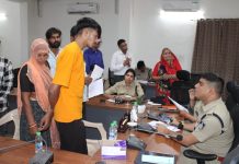 पुलिस अधीक्षक श्री मीना द्वारा जनसुनवाई में प्राप्त 35 शिकायतों की त्वरित कार्यवाही एवं विधिसंगत निराकरण के दिए निर्देश