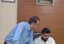 सामुदायिक स्वास्थ्य केंद्र में बिना अधिकार विधायक बेटे ने खंगाले रिकॉर्ड, कुर्सी पर बैठ दिए निर्देश