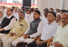 Navkar Mahamantra Chanting Event : विश्व शांति के लिए हजारों लोगों ने एक साथ किया नवकार महामंत्र का जाप!