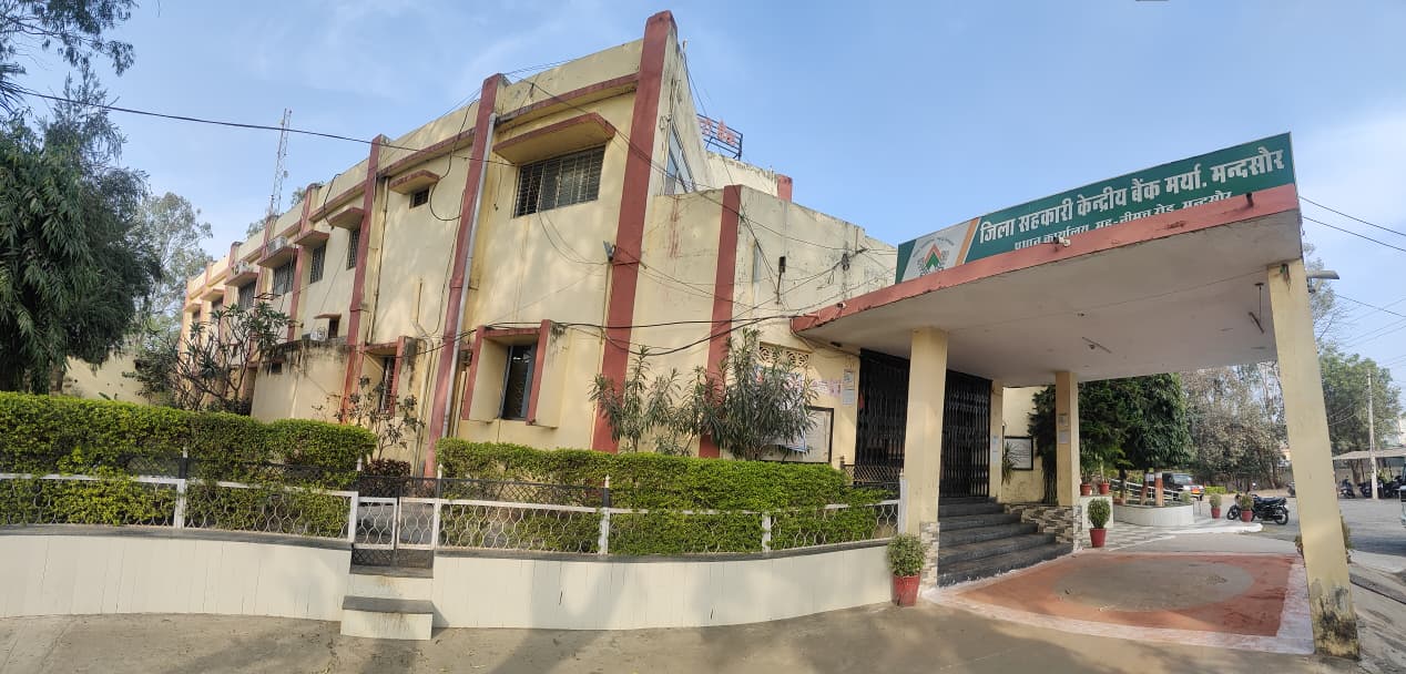 WhatsApp Image 2026-04-10 at 17.15.10