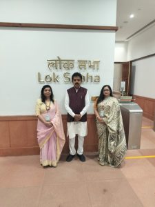 eef697fb d1ee 430f 960c 501545b87e8c