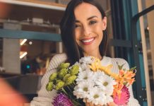 कविता : आज अभी इस पल….