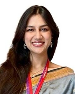 Kissa-A-IAS: Kashish Bakshi: भोपाल में पढ़ी आर्मी ऑफिसर की बेटी बनी IAS अधिकारी
