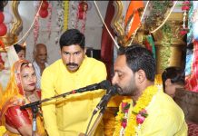 श्रीमद्भागवत कथा में श्रद्धा और उल्लास के साथ मनाया श्रीकृष्ण जन्मोत्सव!