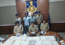 ” मंदसौर पुलिस ने अंतर्राज्यीय मादक पदार्थ तस्कर गिरोह पकड़ा 20 किलो अवैध ब्राउन शुगर जप्त 5 आरोपी गिरफ्तार – एक फरार तलाश जारी